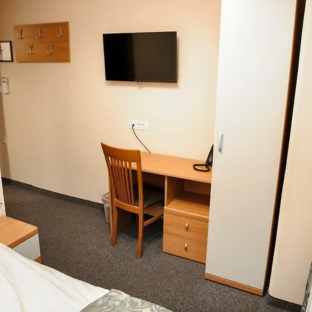 Vila Demetrovic Szálloda 3*